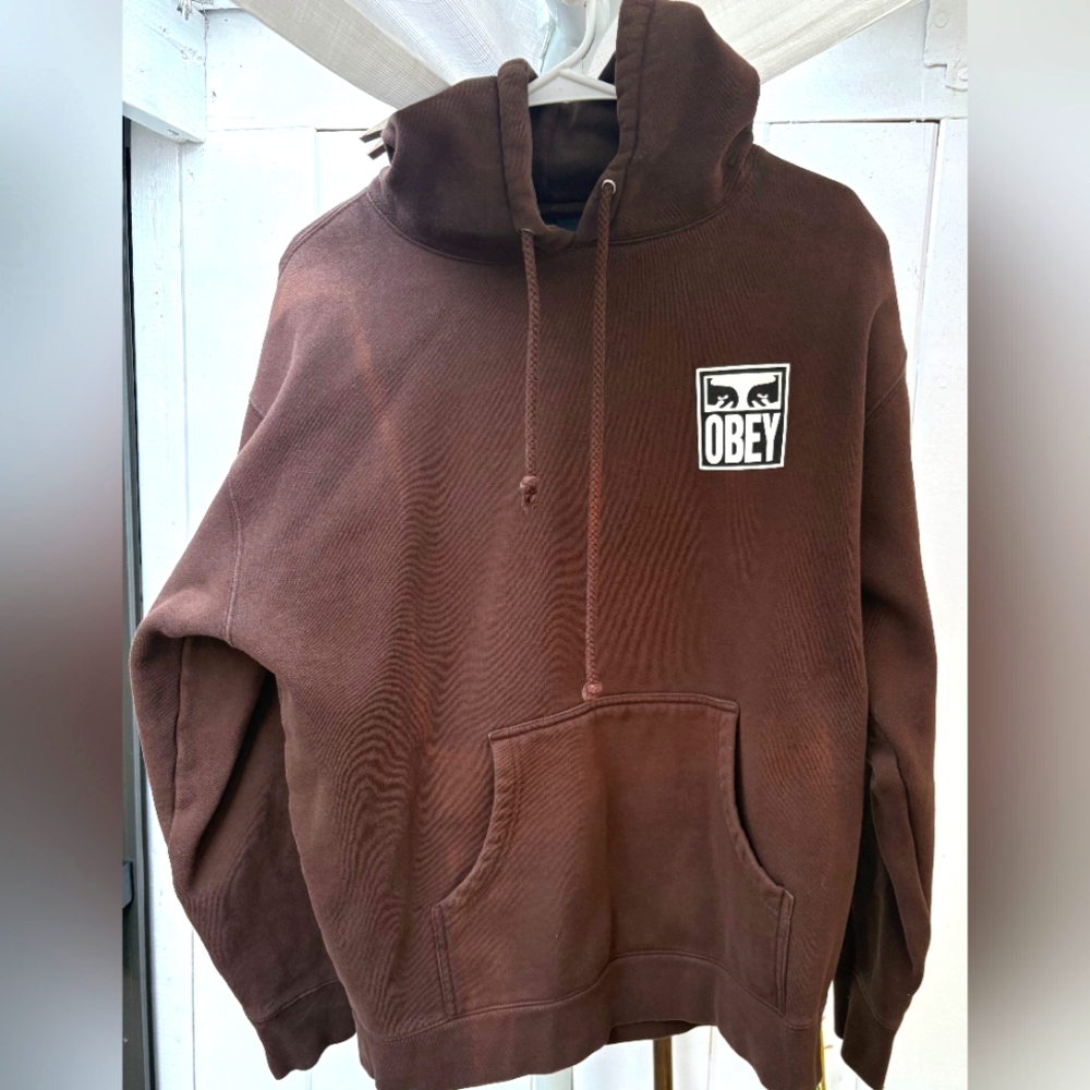 Obey Eyes Icon Pullover Sweater Large SEE PHOTOS**